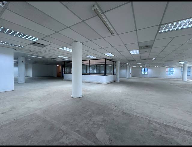 999M² OFFICE TO LET IN PINETOWN CENTRAL